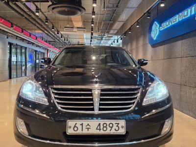 2010 Hyundai Equus