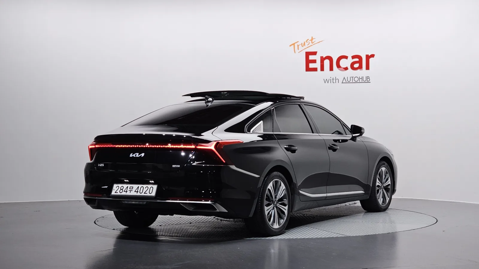 2023 Kia K8
