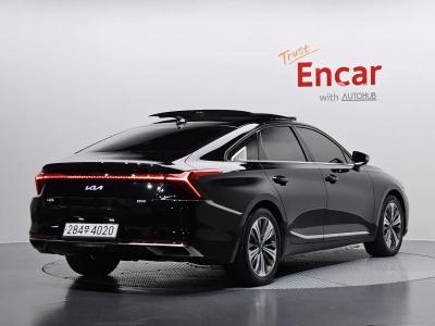 2023 Kia K8