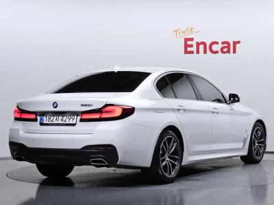 2022 BMW 5-Series