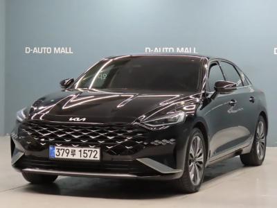 2022 Kia K8