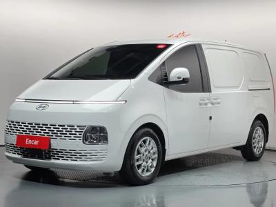2025 Hyundai Staria