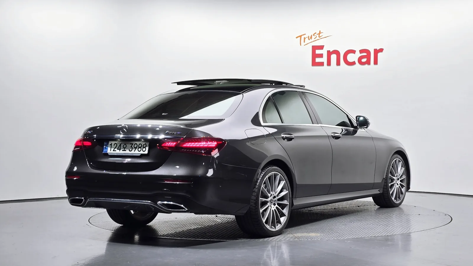 2022 Mercedes-Benz E-Class