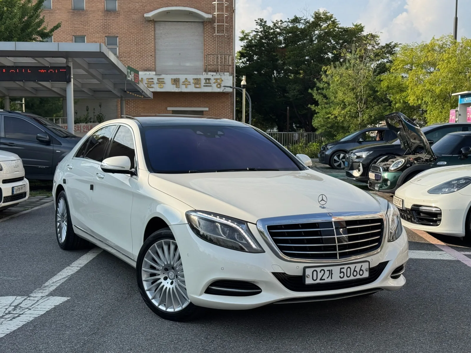 2017 Mercedes-Benz S-Class