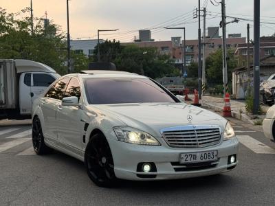2006 Mercedes-Benz S-Class