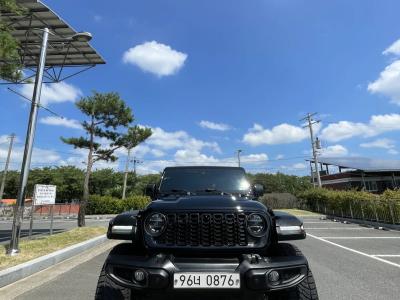 2021 Jeep Gladiator