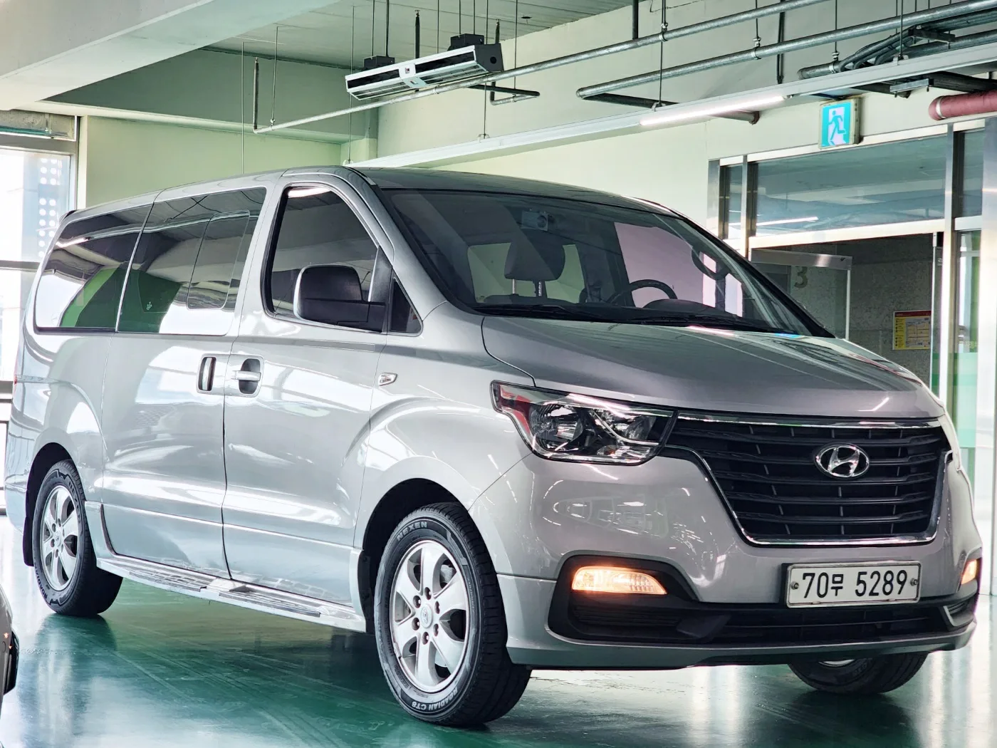 2019 Hyundai Starex