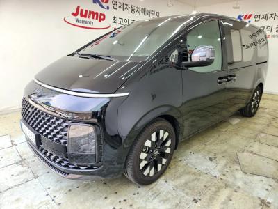 2025 Hyundai Staria