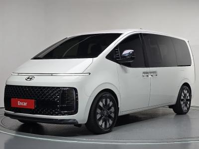 2022 Hyundai Staria