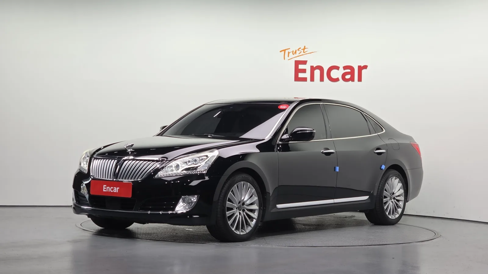 2013 Hyundai Equus