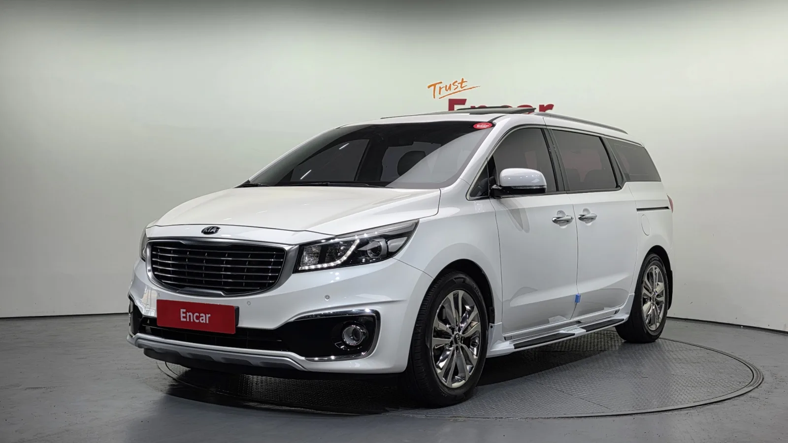 2015 Kia Carnival