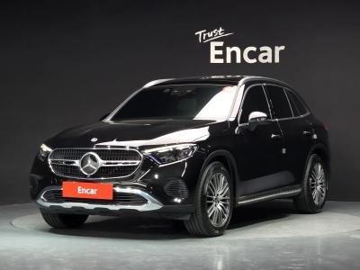 2023 Mercedes-Benz GLC-Class