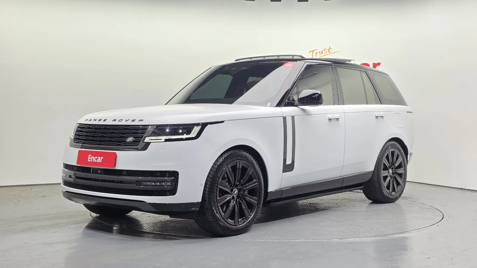 2025 Land Rover Range Rover
