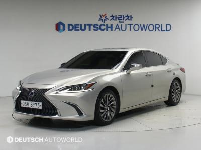 2019 Lexus ES