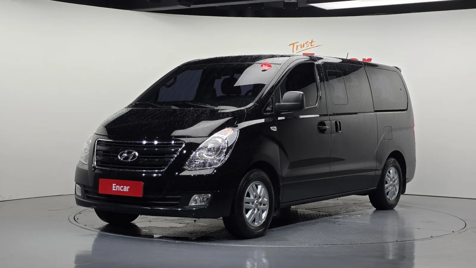2017 Hyundai Starex