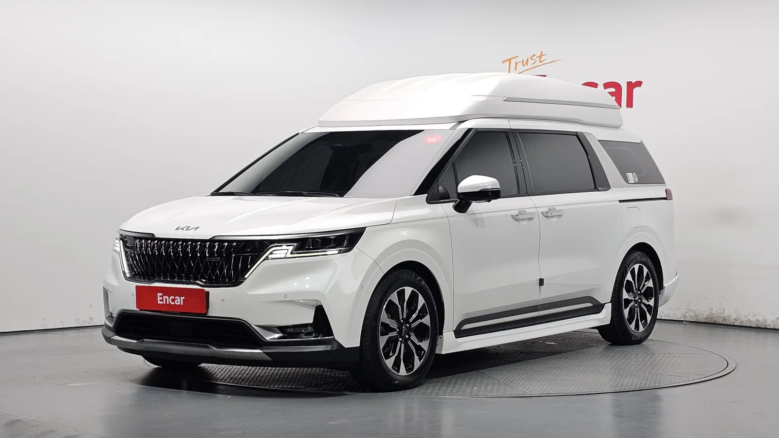 2023 Kia Carnival