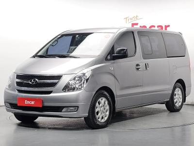 2011 Hyundai Starex