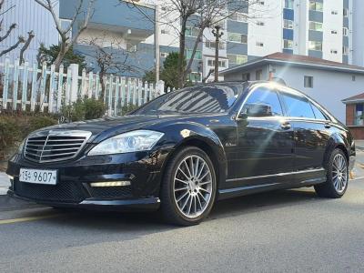 2010 Mercedes-Benz S-Class