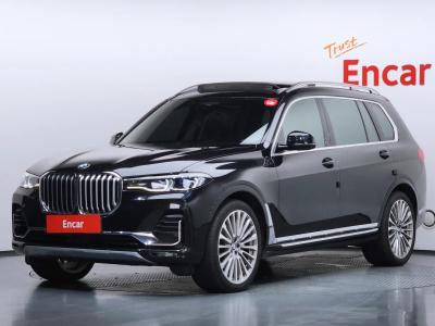 2021 BMW X7