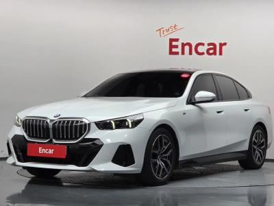 2025 BMW 5-Series