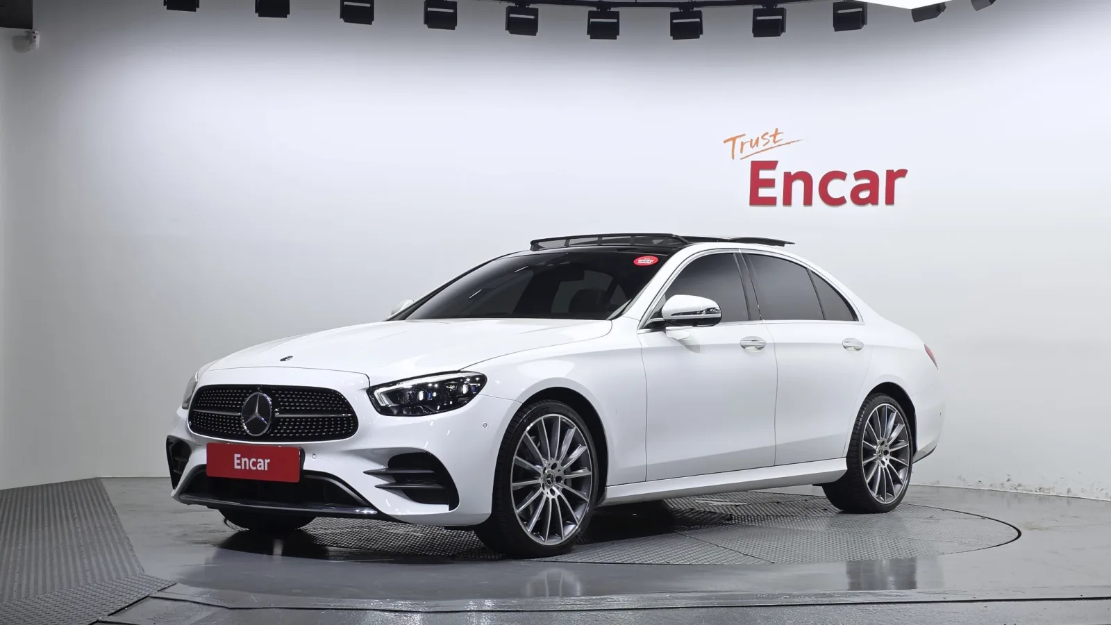 2021 Mercedes-Benz E-Class