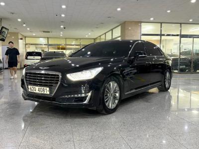 2018 Genesis EQ900
