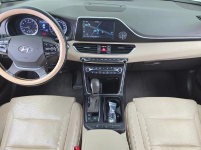 2019 Hyundai Grandeur
