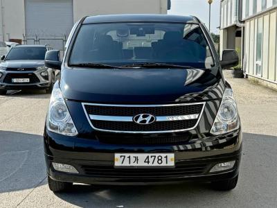 2012 Hyundai Starex
