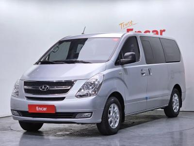 2010 Hyundai Starex