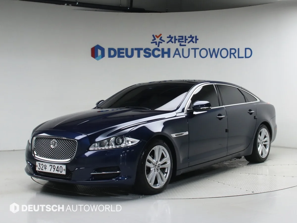 2013 Jaguar XJ
