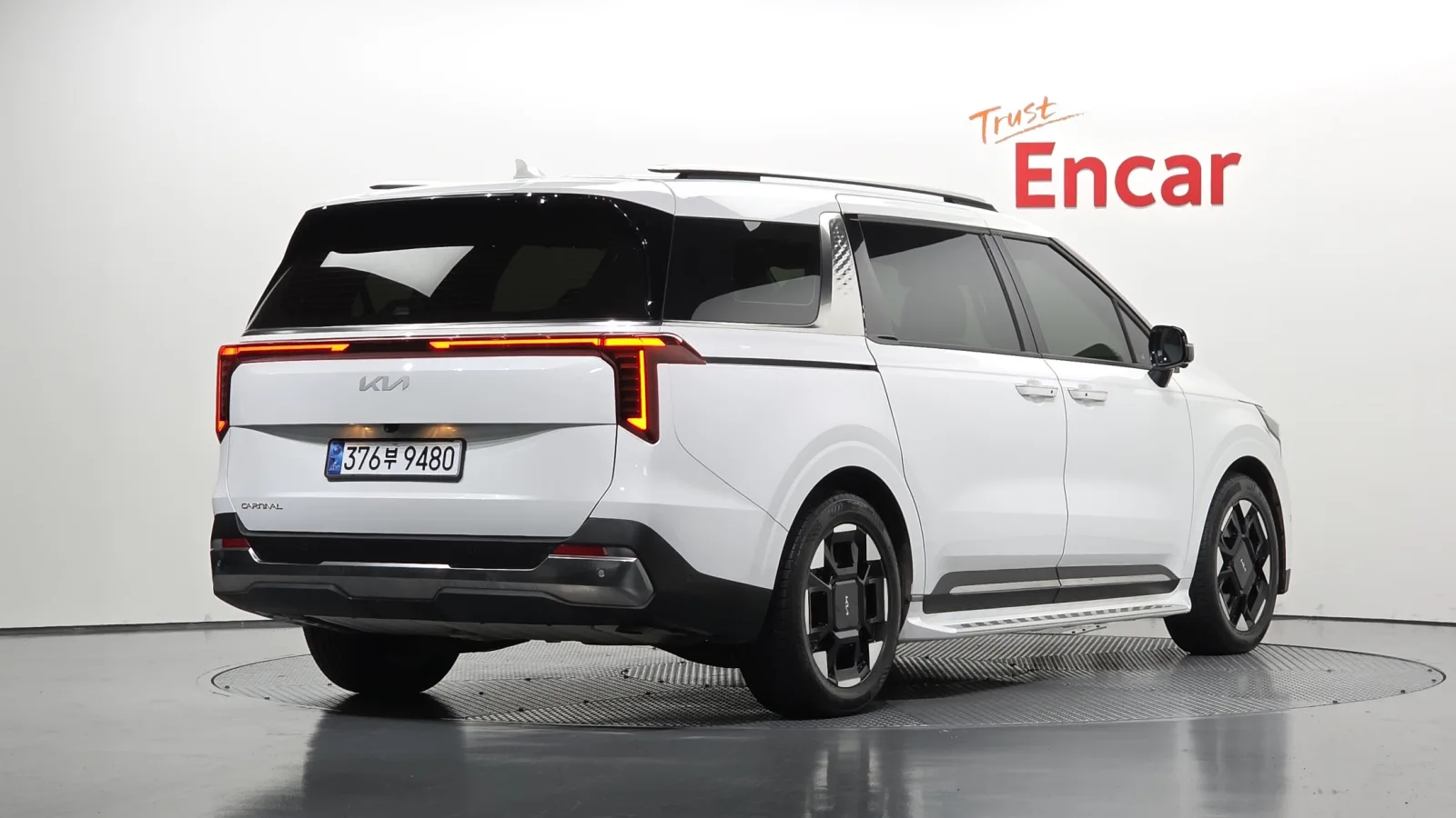 2024 Kia Carnival
