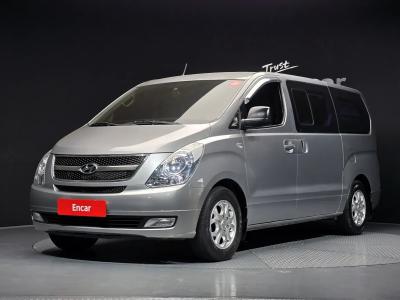 2012 Hyundai Starex