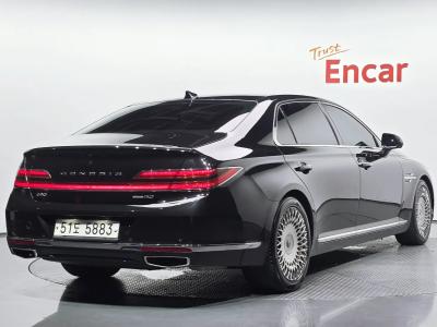 2019 Genesis G90