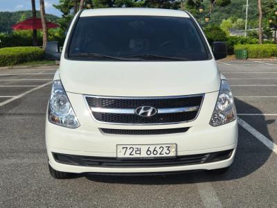 2011 Hyundai Starex