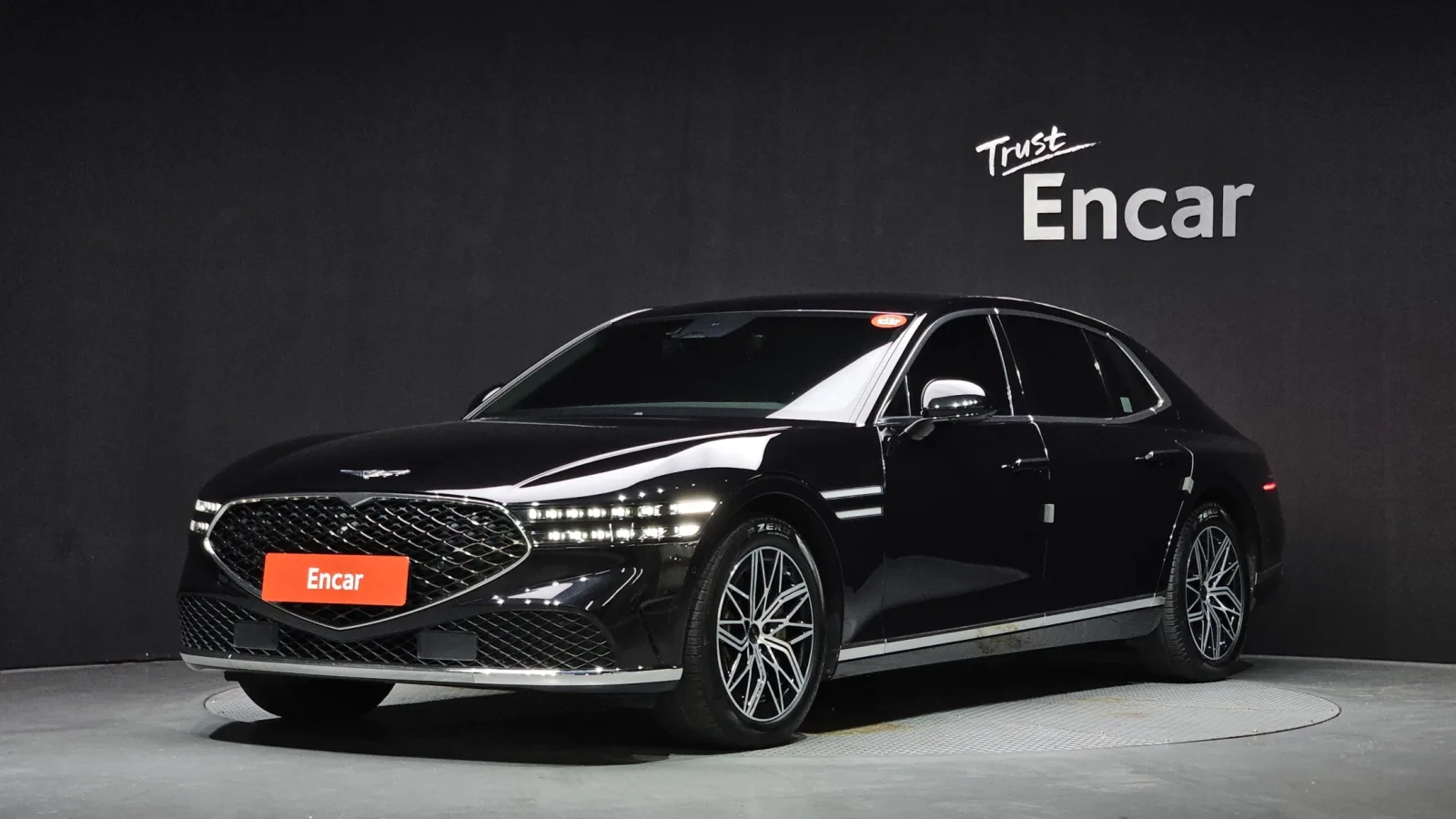 2022 Genesis G90
