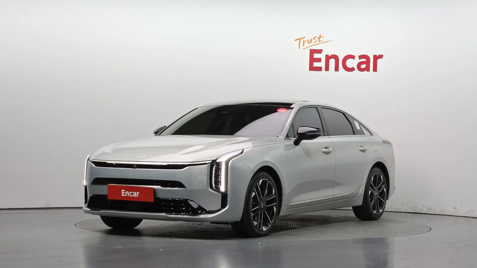 2025 Kia K8