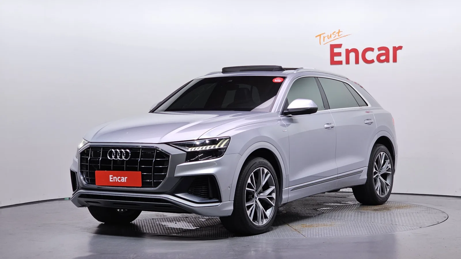 2021 Audi Q8