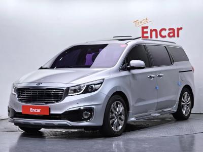 2015 Kia Carnival