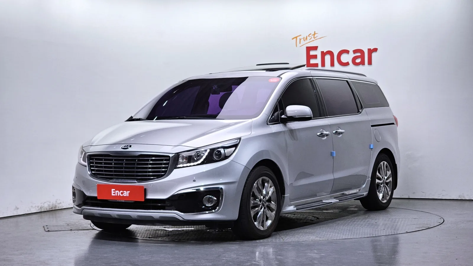 2015 Kia Carnival