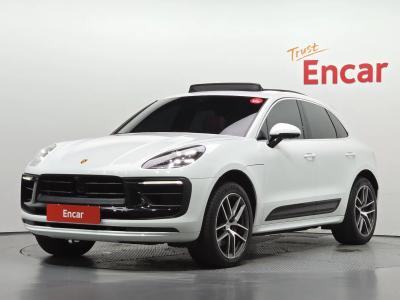 2022 Porsche Macan