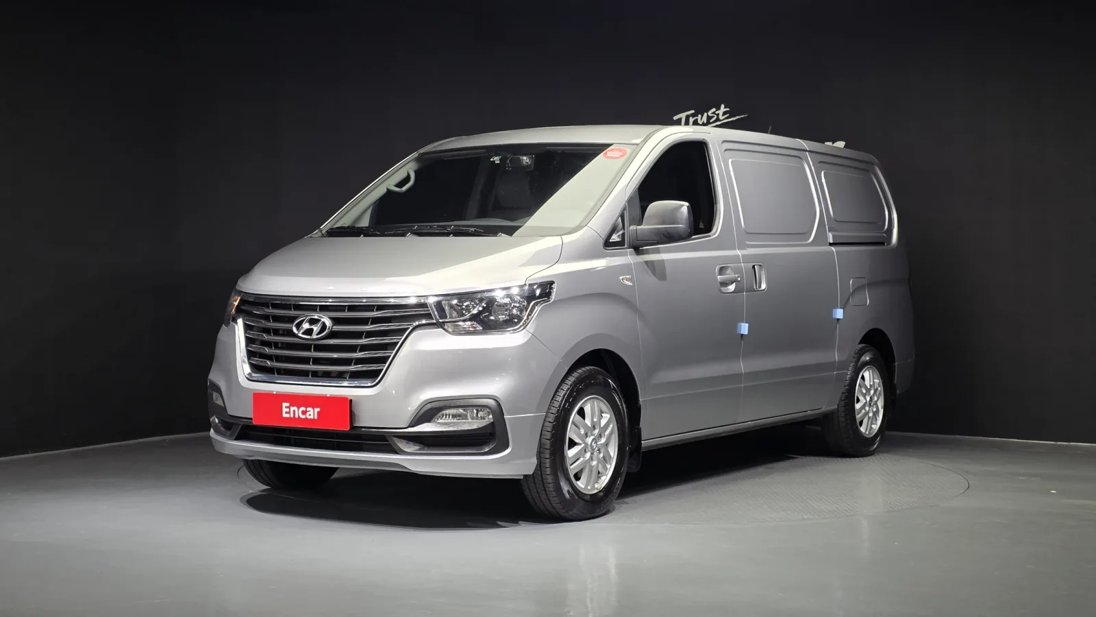 2019 Hyundai Starex