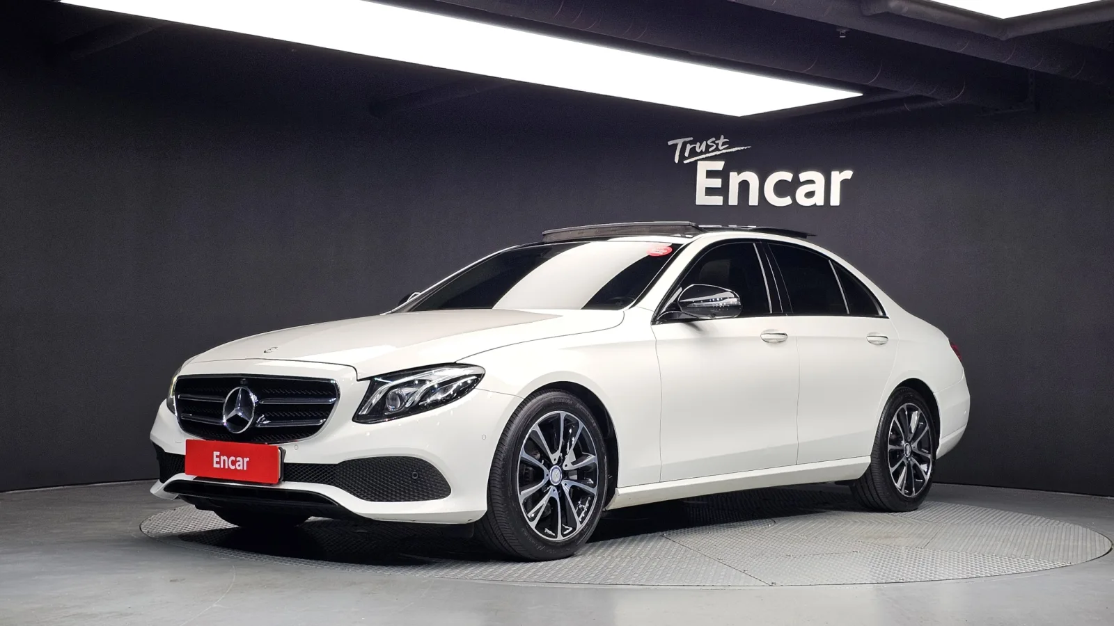2017 Mercedes-Benz E-Class