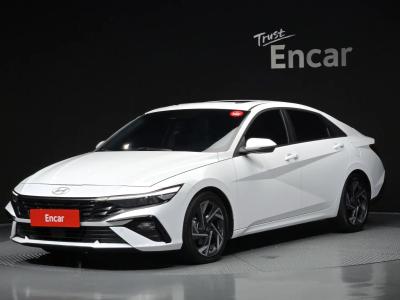 2025 Hyundai Elantra