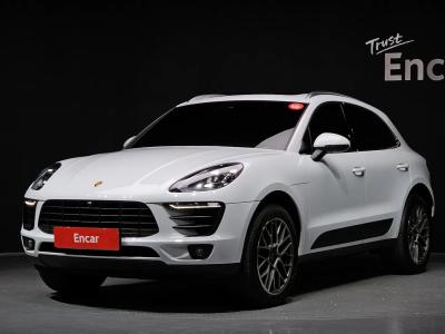 2018 Porsche Macan