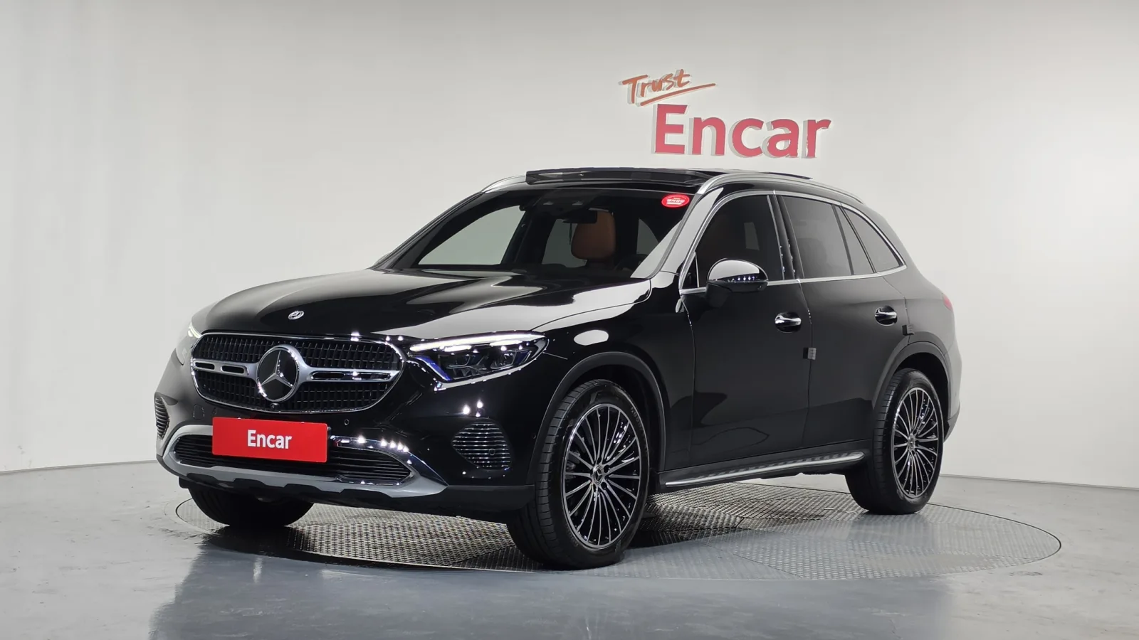 2025 Mercedes-Benz GLC-Class