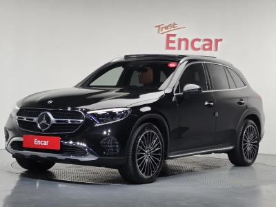 2025 Mercedes-Benz GLC-Class