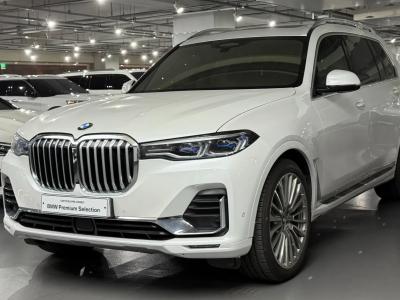 2022 BMW X7