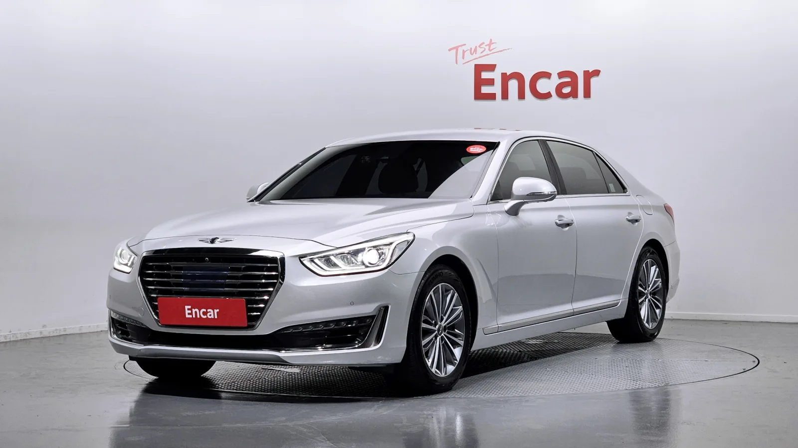 2016 Genesis EQ900
