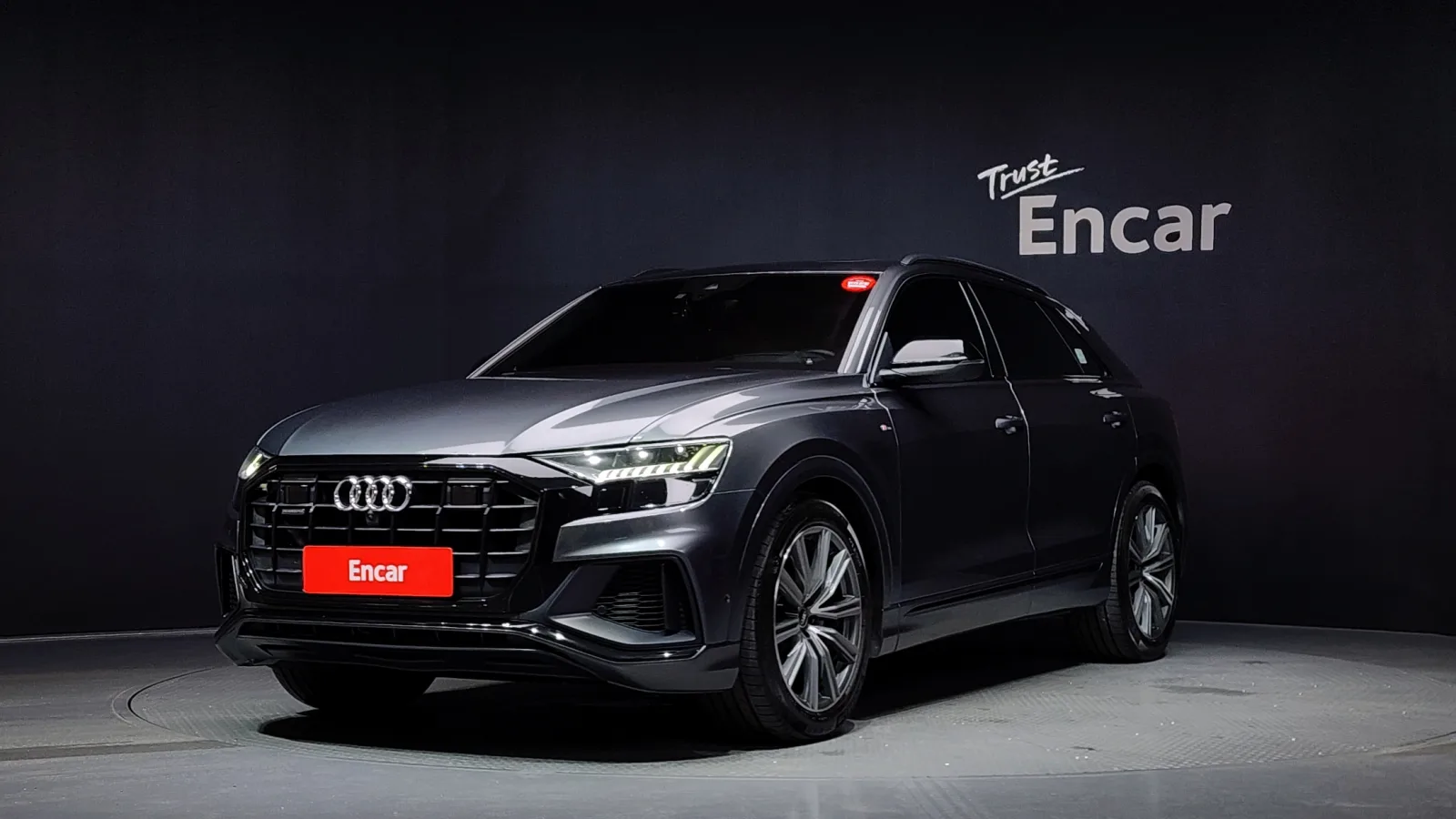 2021 Audi Q8