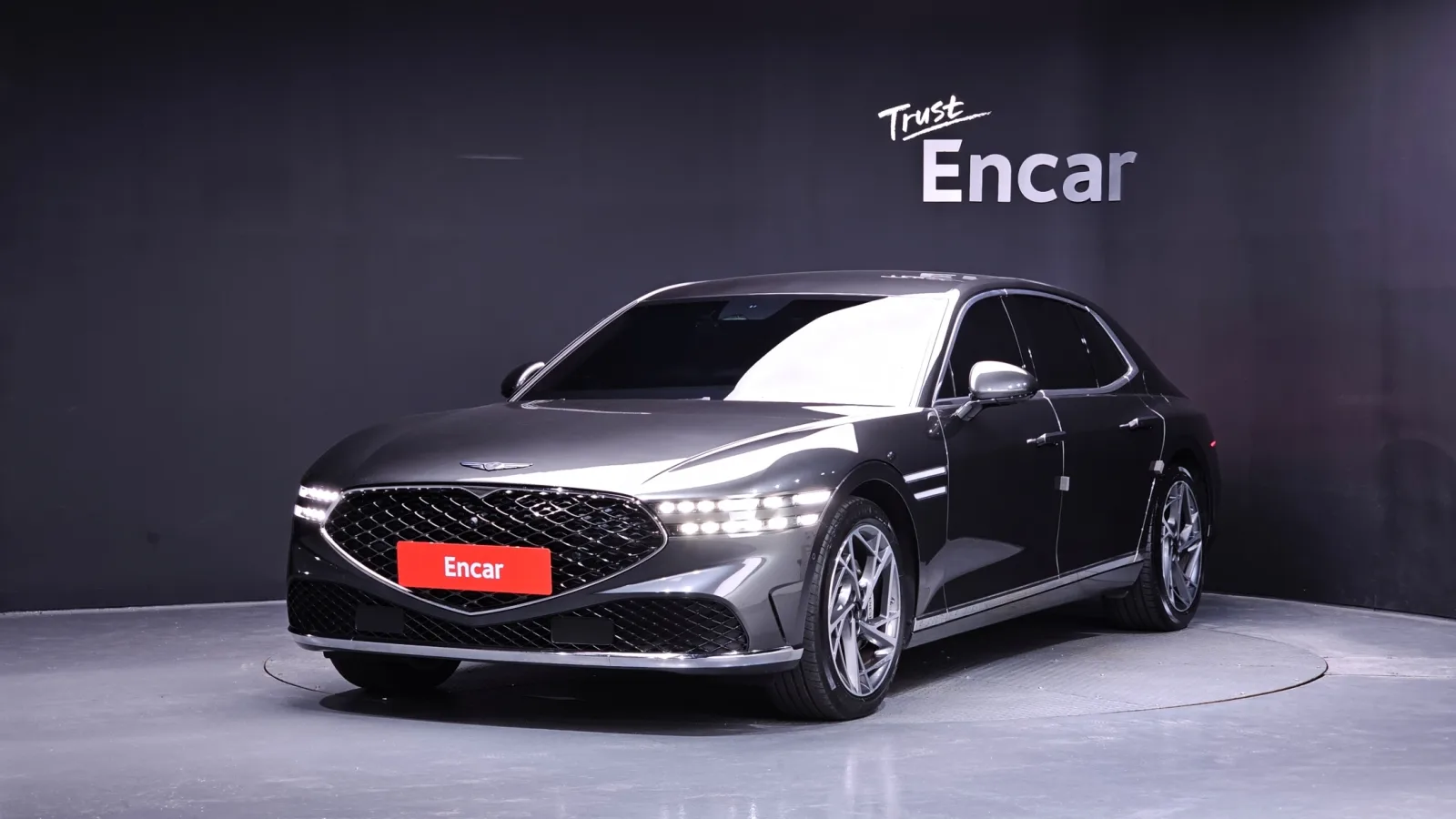 2022 Genesis G90